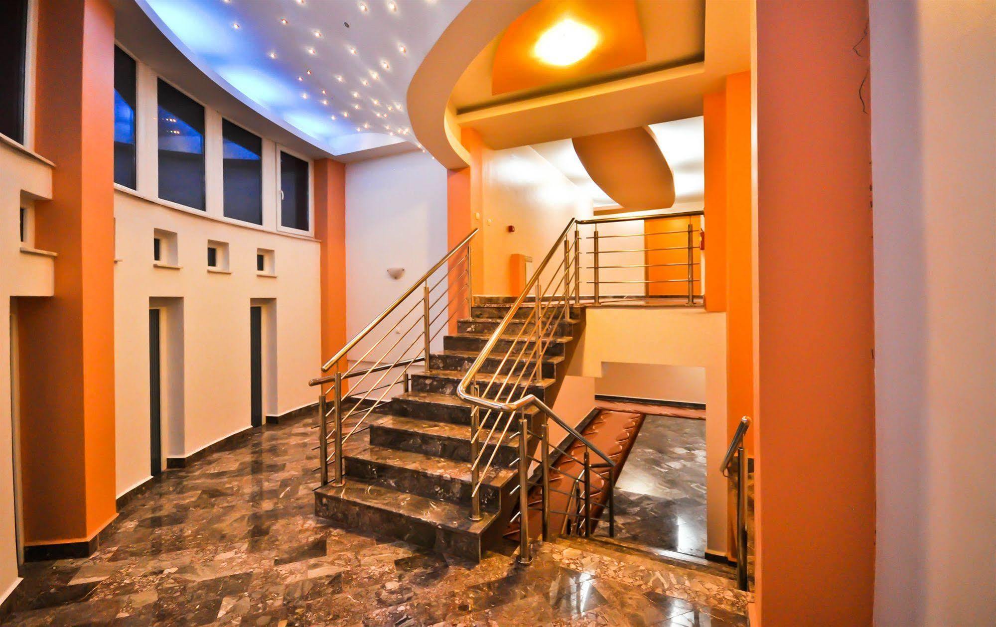 Hotel Bm International 4*